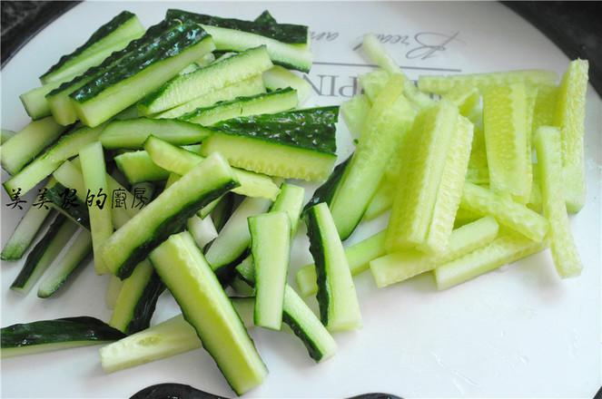 拌黃瓜的做法-家常味拌菜譜