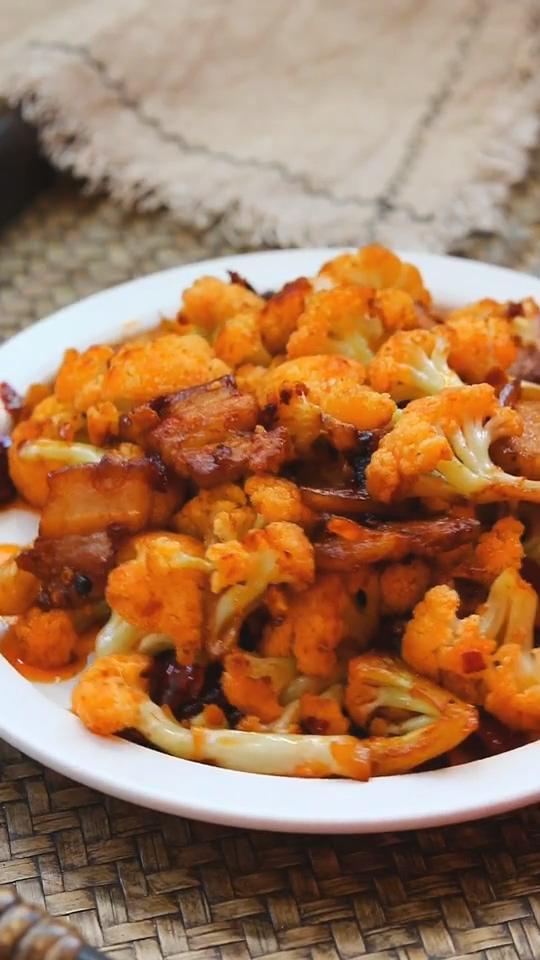 家常版干鍋有機菜花的做法-香辣味炒菜譜