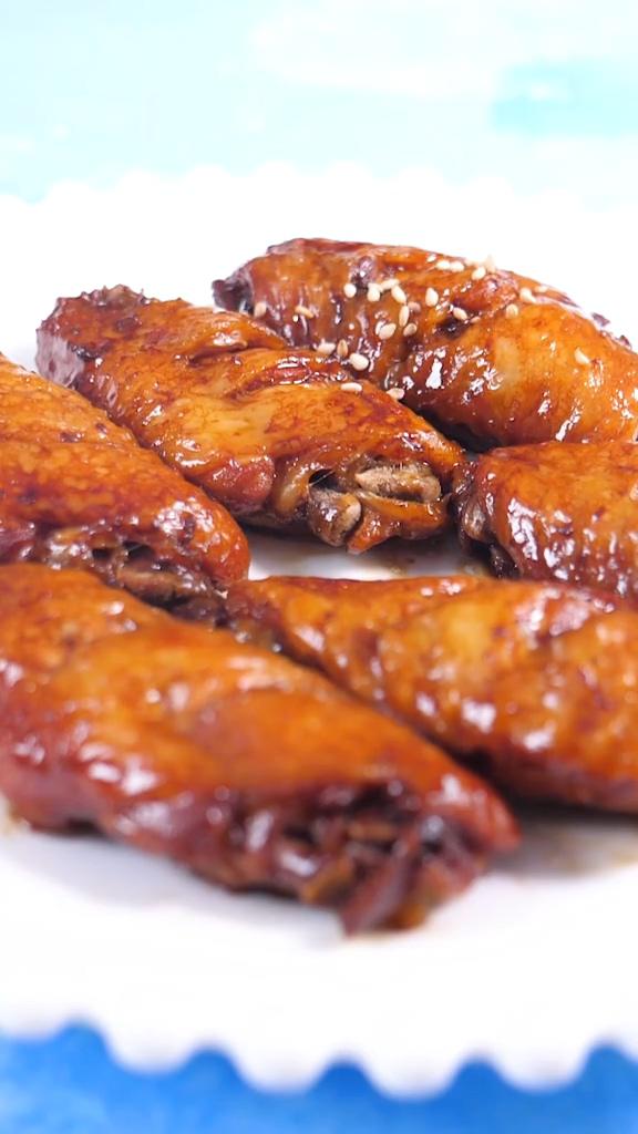 電飯鍋雞翅的做法-咸鮮味燉菜譜