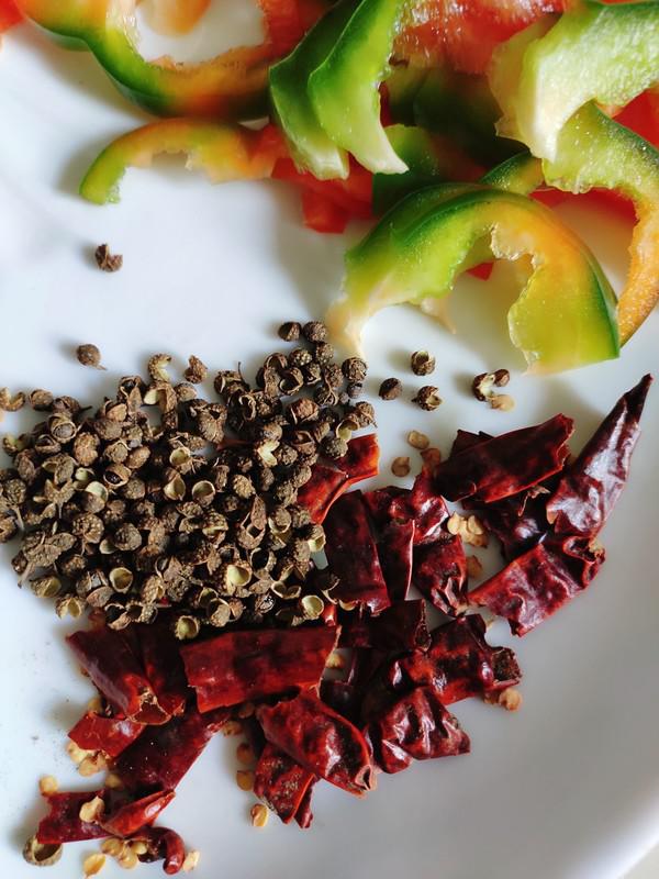 麻辣杏鮑菇的做法-麻辣味炸菜譜