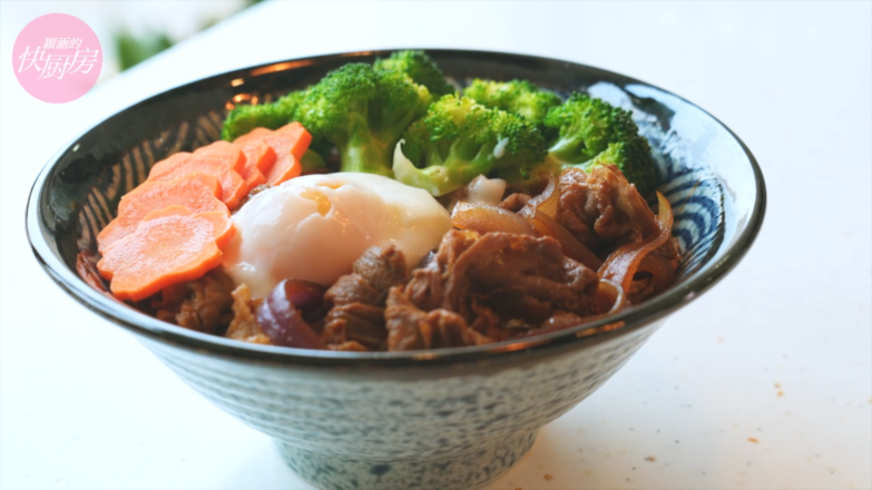 溫泉蛋牛肉飯的做法-家常味炒菜譜