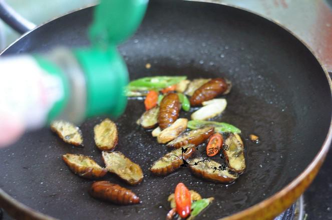 椒鹽蠶蛹的做法-家常味炸菜譜