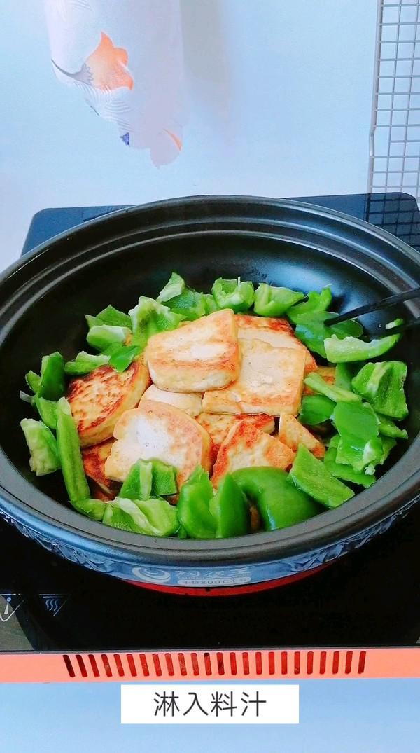 干鍋豆腐的做法-咸鮮味燜菜譜