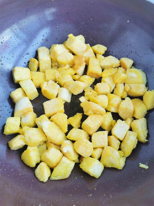 黃金饅頭丁的做法-家常味炒菜譜