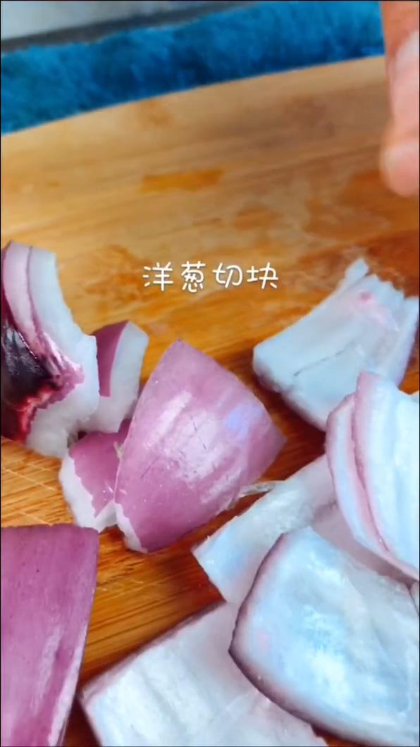 回鍋肉的做法-咸鮮味炒菜譜