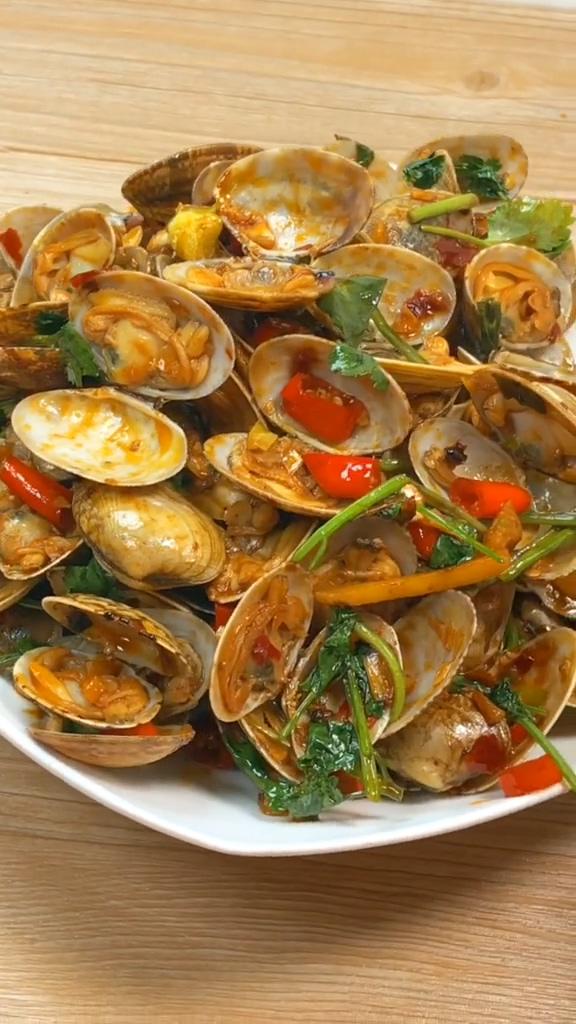 香辣花甲的做法-香辣味炒菜譜