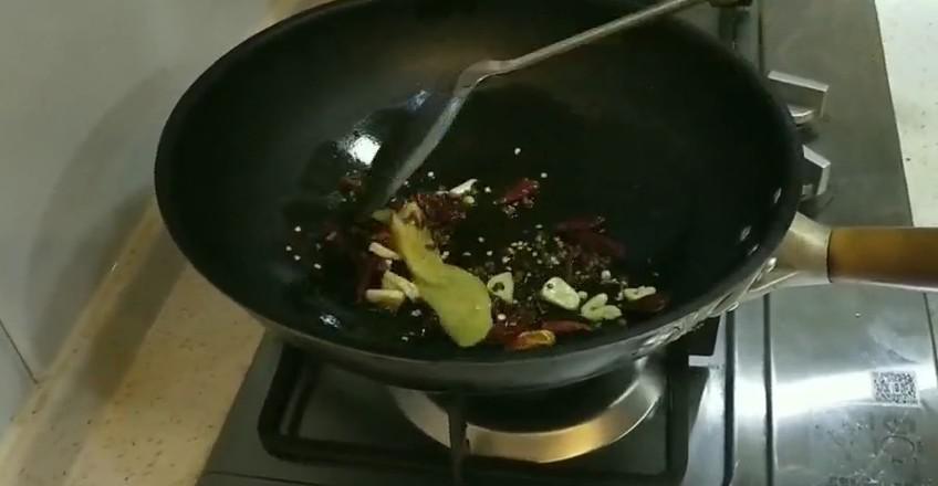 家常風(fēng)味花蛤的做法-家常味燒菜譜