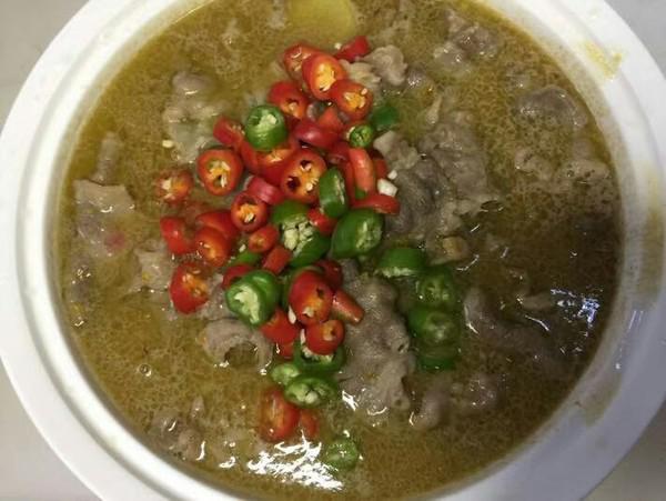 酸湯肥牛的做法-酸辣味煮菜譜