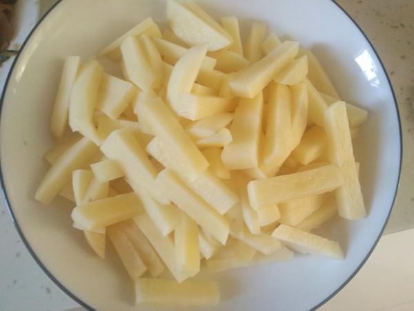 白菜燉土豆的做法-家常味燉菜譜-易網(wǎng)健康養(yǎng)生網(wǎng) 白菜燉土豆的做法-家常味燉菜譜