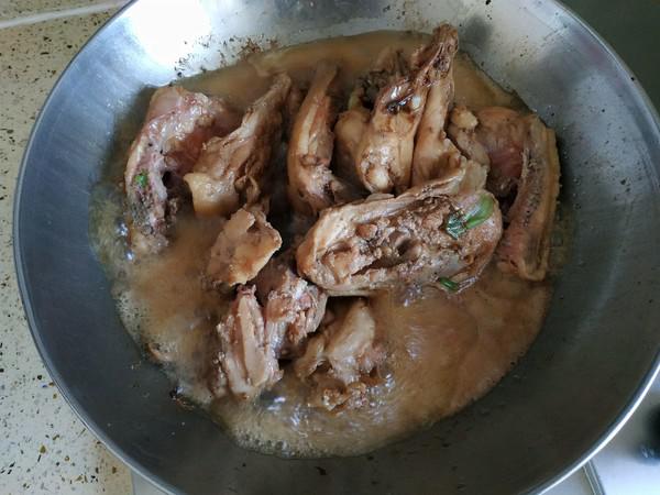 紅燒雞骨架的做法-咸鮮味煮菜譜