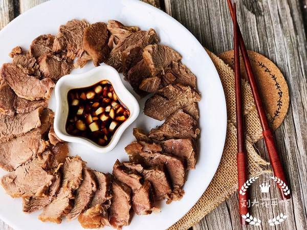 家庭版醬牛肉的做法-家常味燉菜譜-易網(wǎng)健康養(yǎng)生網(wǎng) 家庭版醬牛肉的做法-家常味燉菜譜