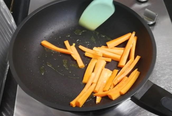 沙爹土豆牛肉的做法-家常味炒菜譜