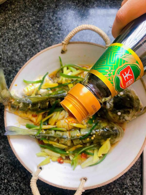豉油蒸鱸魚的做法-醬香味蒸菜譜