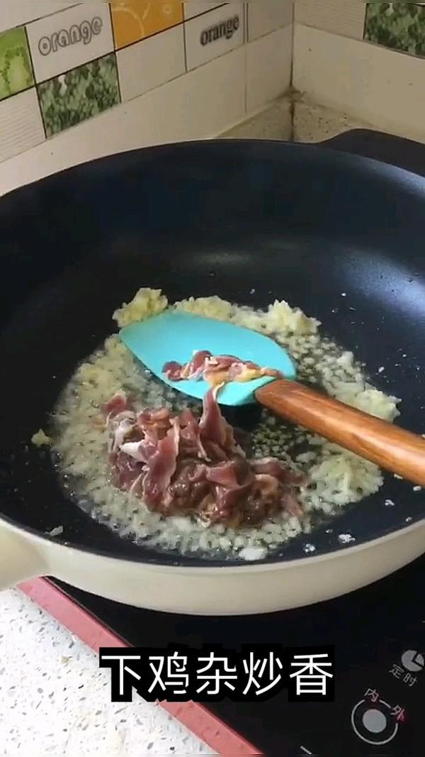 雞雜炒酸豇豆的做法-家常味炒菜譜