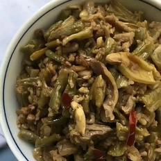 雞雜炒酸豇豆的做法-家常味炒菜譜