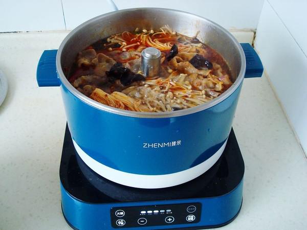 麻辣金針肥牛的做法-麻辣味煮菜譜