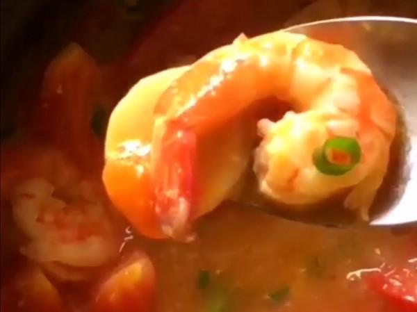 番茄蝦仁的做法-家常味煮菜譜