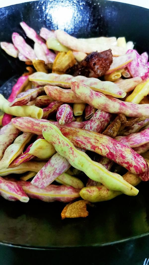 家常燜豆角的做法-家常味燜菜譜-易網(wǎng)健康養(yǎng)生網(wǎng) 家常燜豆角的做法-家常味燜菜譜