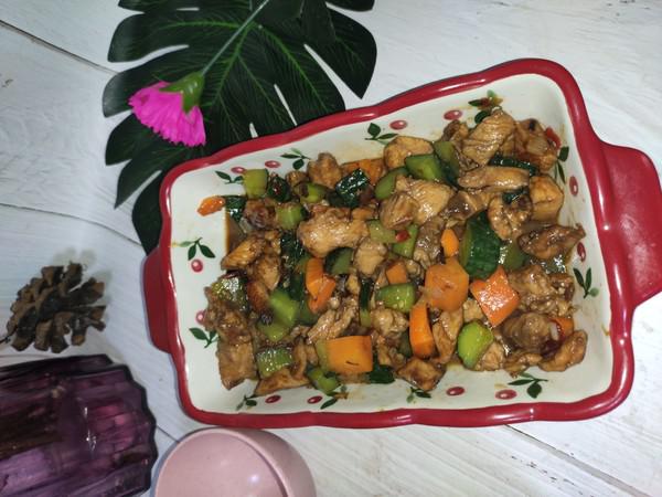 熘雞塊的做法-其它口味熘菜譜-易網(wǎng)健康養(yǎng)生網(wǎng) 熘雞塊的做法-其它口味熘菜譜