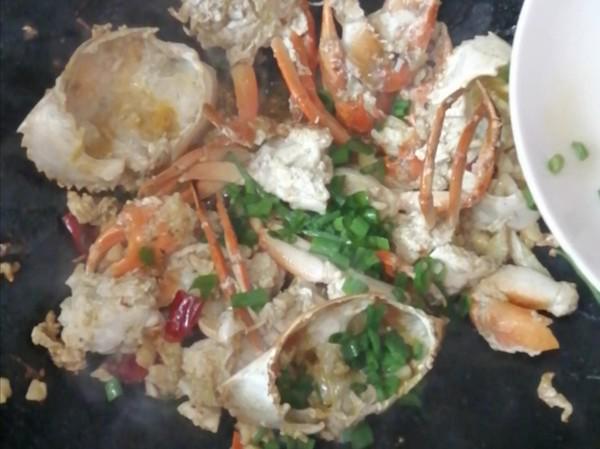 爆炒香辣蟹的做法-咸鮮味炒菜譜