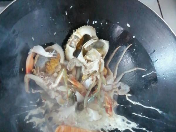 爆炒香辣蟹的做法-咸鮮味炒菜譜