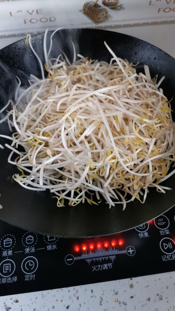 豆芽炒香腸的做法-咸鮮味炒菜譜