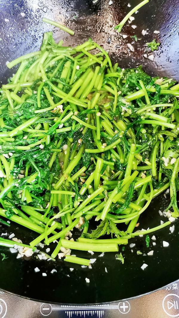 蒜蓉茼蒿的做法-咸鮮味炒菜譜