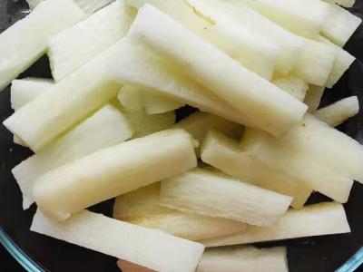 芹菜炒山藥的做法-家常味炒菜譜-易網(wǎng)<a href=http://m.henggaotouzi.com/ target=_blank class=infotextkey>健康養(yǎng)生</a>網(wǎng) 芹菜炒山藥的做法-家常味炒菜譜