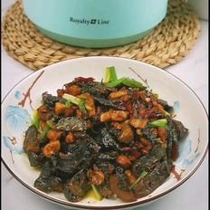 宮保皮蛋（無花生版）的做法-咸鮮味炒菜譜