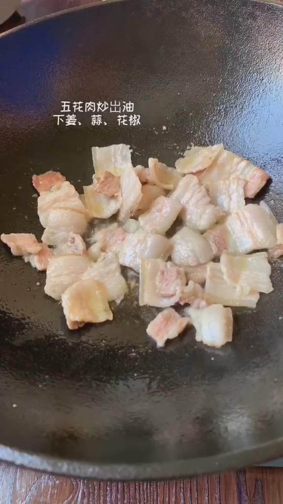 干鍋土豆片的做法-咸鮮味炒菜譜
