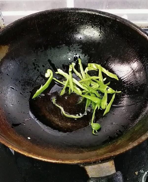 苦瓜炒肉的做法-咸鮮味炒菜譜