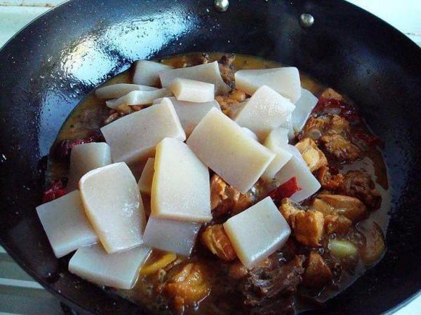 魔芋大盤雞的做法-香辣味燒菜譜-易網(wǎng)健康養(yǎng)生網(wǎng) 魔芋大盤雞的做法-香辣味燒菜譜