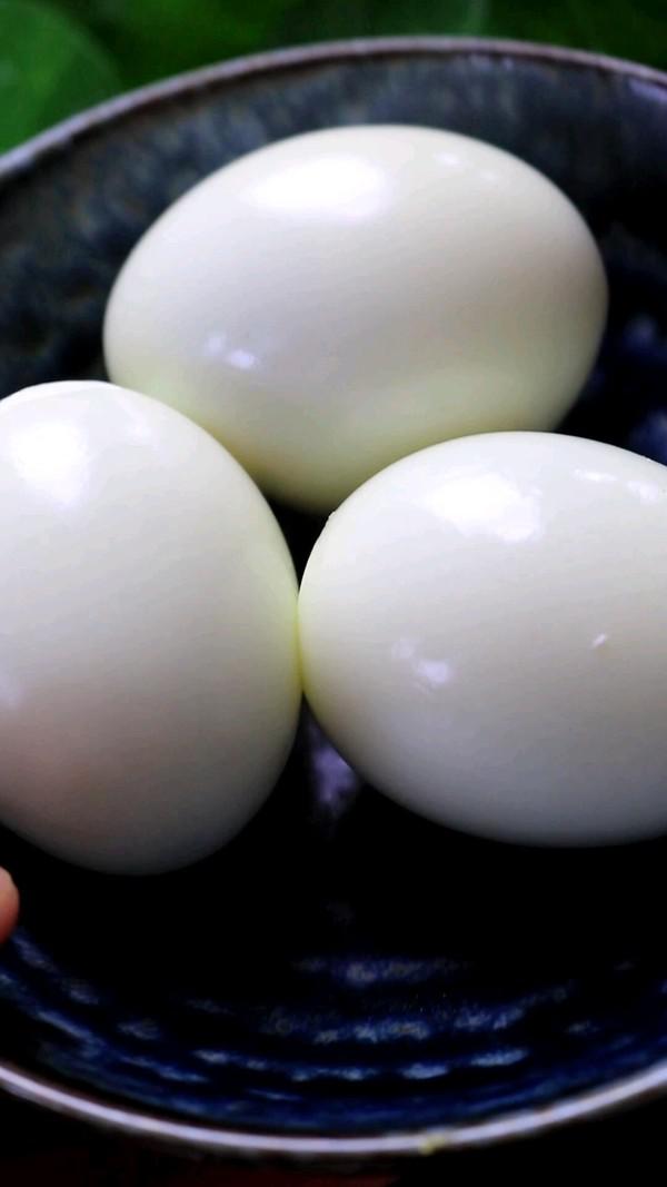 魚糕沙拉雞蛋杯的做法-酸辣味拌菜譜