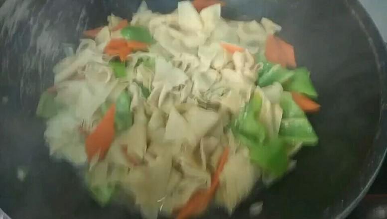 炒干豆腐的做法-家常味炒菜譜