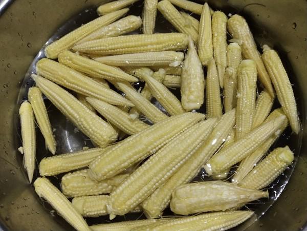 玉米筍蒸排骨的做法-咸鮮味蒸菜譜