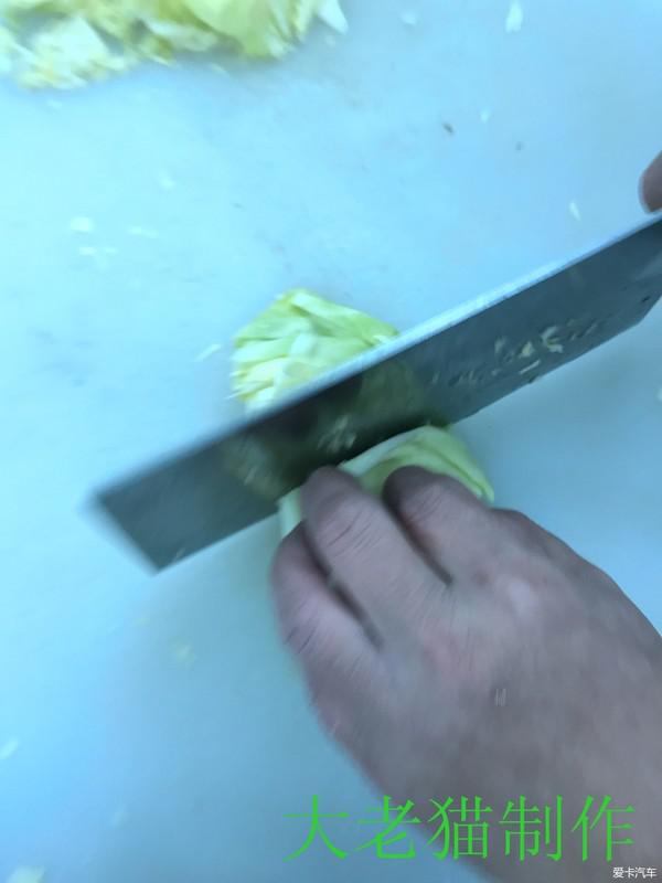 火爆牛心菜的做法-香辣味爆菜譜