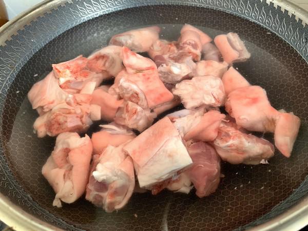 紅燒豬蹄的做法-家常味燉菜譜