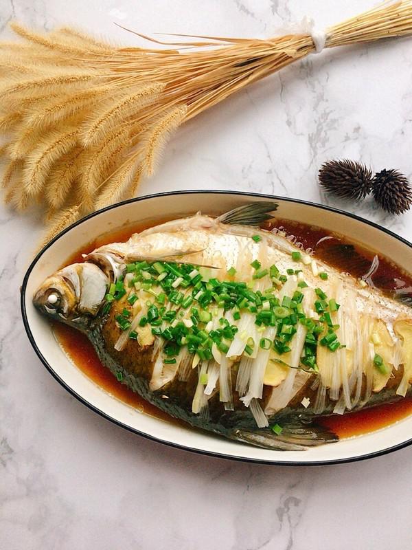 清蒸武昌魚的做法-咸鮮味蒸菜譜-易網健康養生網 清蒸武昌魚的做法-咸鮮味蒸菜譜