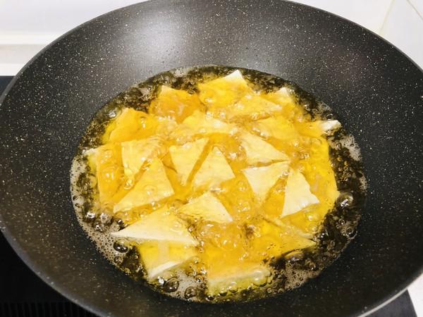 紅燒三角豆腐的做法-家常味炒菜譜