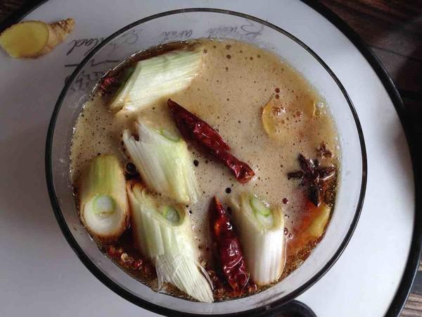 酒香燜帶魚的做法-家常味燜菜譜