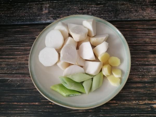 芋頭燒雞塊的做法-家常味燉菜譜-易網健康養生網 芋頭燒雞塊的做法-家常味燉菜譜