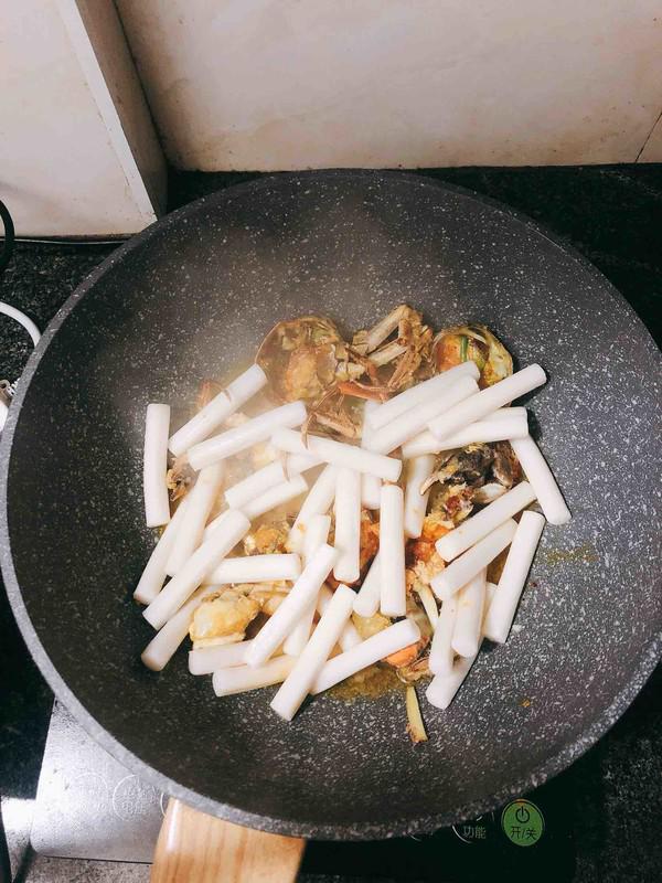 螃蟹炒年糕的做法-咸鮮味炒菜譜