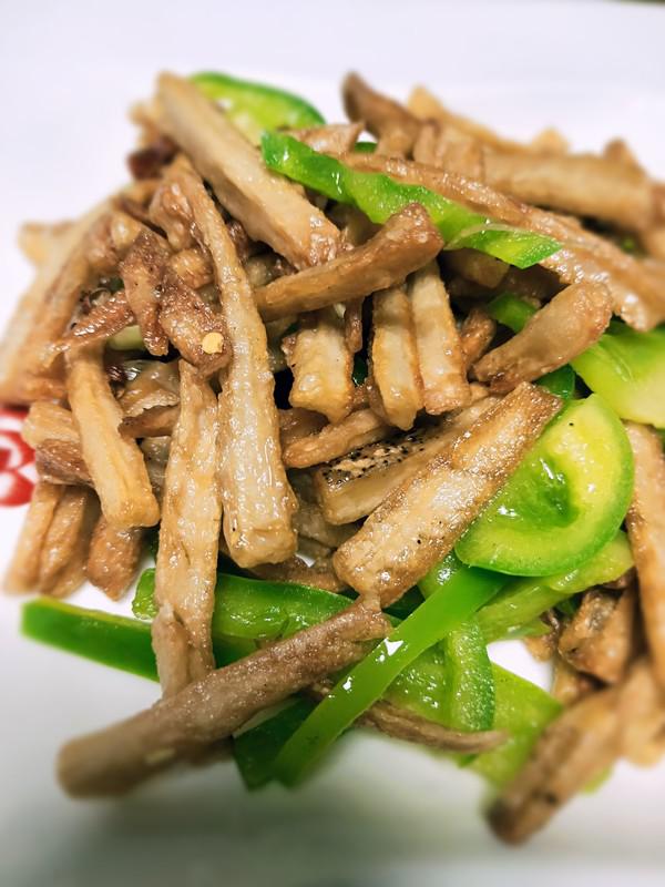 干煸藕條的做法-咸鮮味炸菜譜-易網健康養生網 干煸藕條的做法-咸鮮味炸菜譜