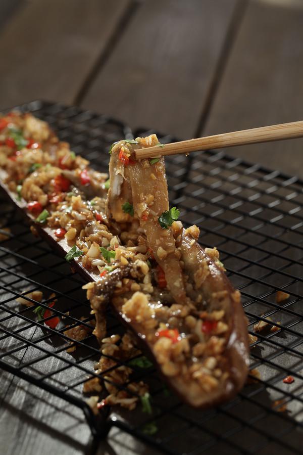 蒜香茄子,宵夜中的王者!的做法-香辣味烤菜譜-易網健康養生網 蒜香茄子,宵夜中的王者!的做法-香辣味烤菜譜