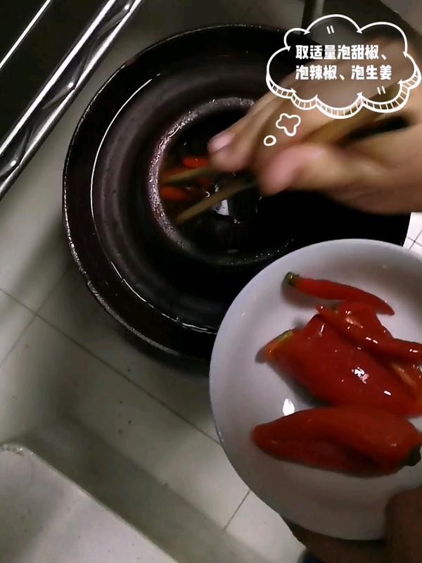 甜椒炒豬肘的做法-家常味爆菜譜