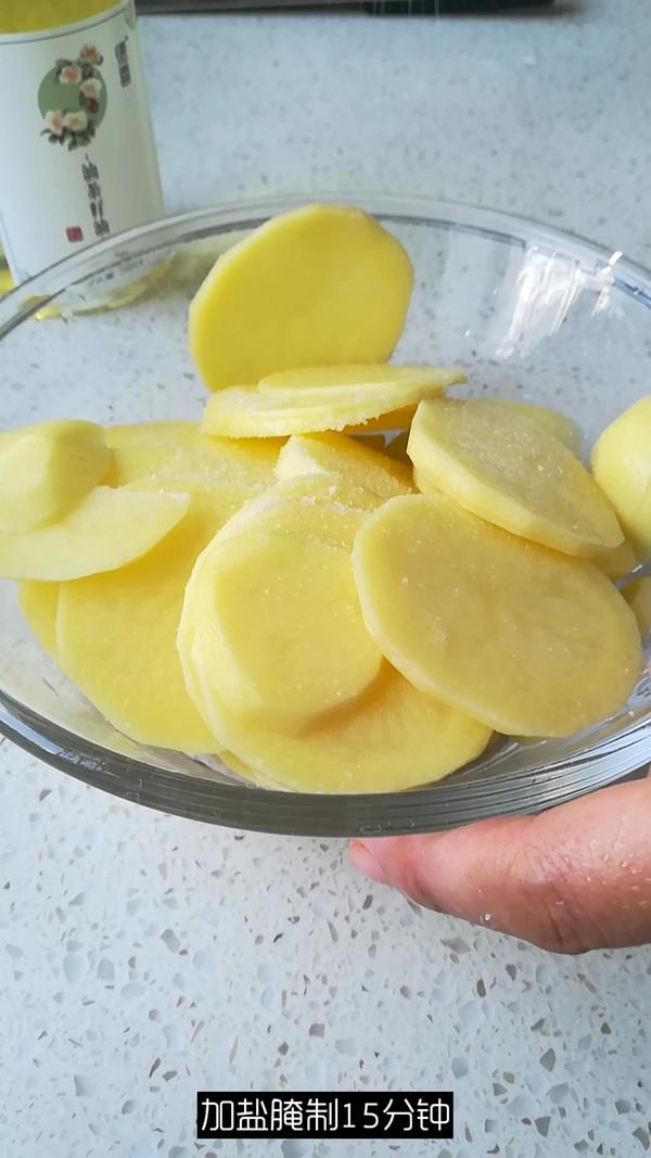 香煎土豆盒的做法-咸鮮味煎菜譜-易網健康養生網 香煎土豆盒的做法-咸鮮味煎菜譜