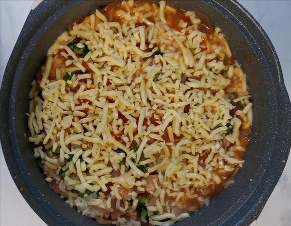 什錦雞肉芝士焗飯的做法-咸鮮味焗菜譜