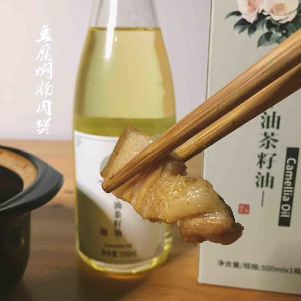 記憶中下飯肉～豆腐腩肉煲的做法-家常味燜菜譜