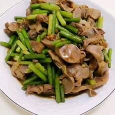 孜然蒜苔炒鴨腎的做法-家常味炒菜譜