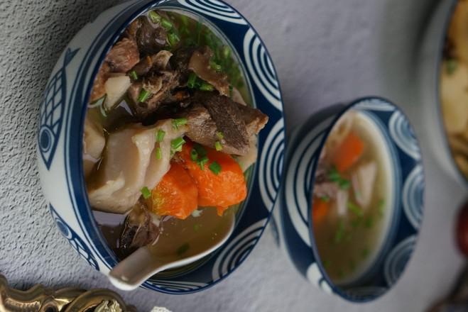 茶油蓮藕鴨湯的做法-家常味燉菜譜